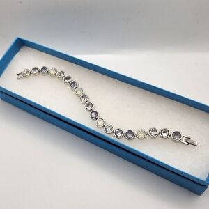 Touchstone Crystal Ice Bracelet, Overcast